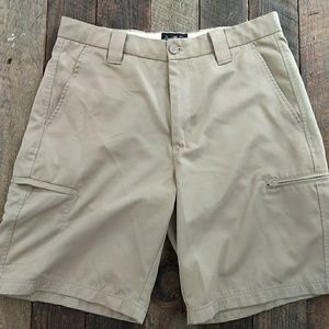 David Taylor pro khaki golf shorts